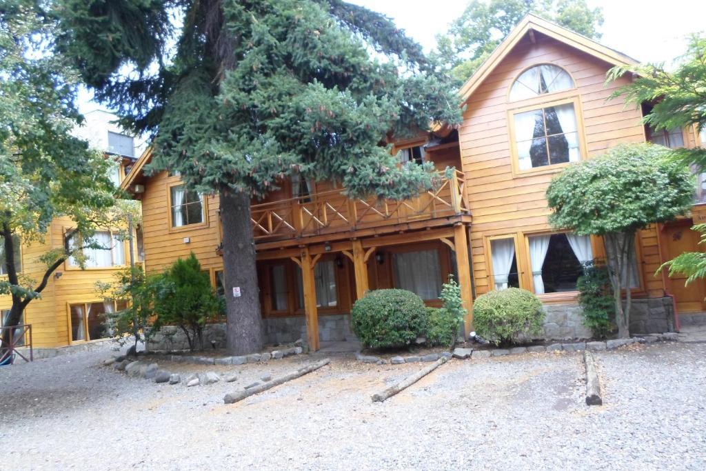 Apart Hotel Robles Del Sur San Martín de los Andes Εξωτερικό φωτογραφία