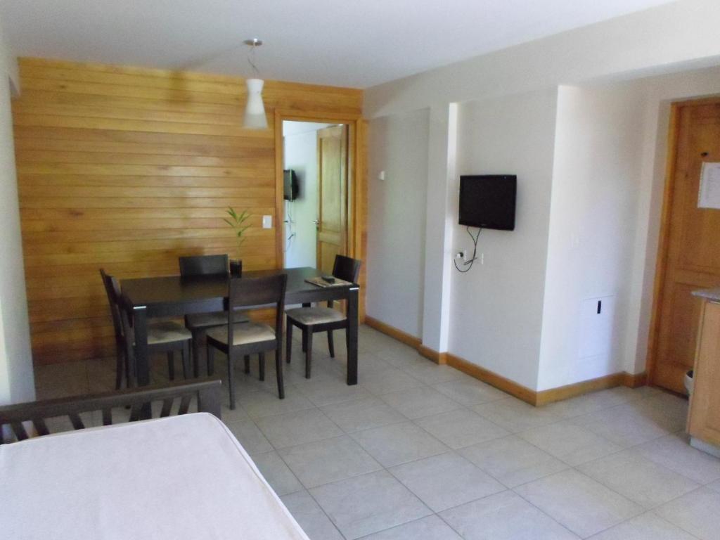 Apart Hotel Robles Del Sur San Martín de los Andes Δωμάτιο φωτογραφία